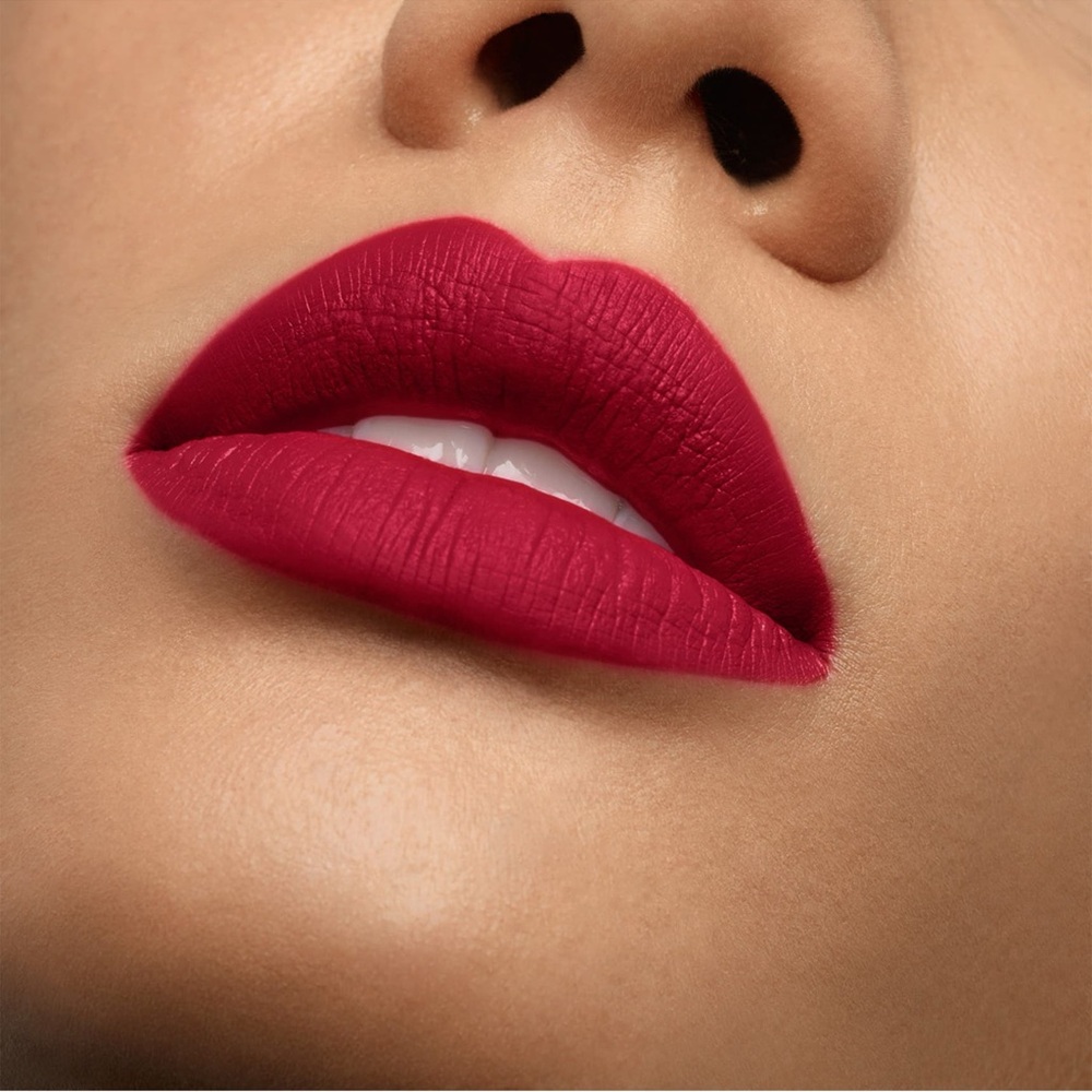 Christian Louboutin Rouge Louboutin Velvet Matte Lipstick (Rouge Louboutin 001) - Picture 2 of 6